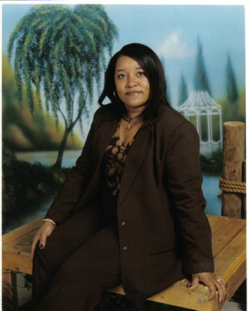 Phyllis Woods Photo 26
