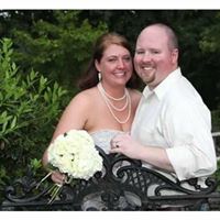 Katie Adkins Photo 45