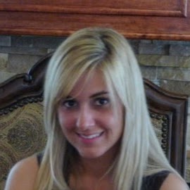 Christi Thompson Photo 36