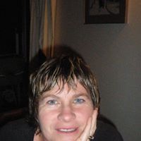 Michelle Rooney Photo 19