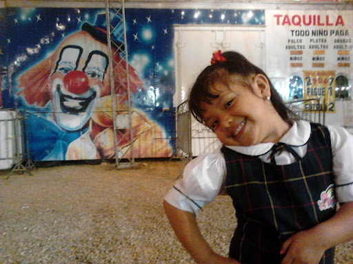 Erika Torres Photo 24