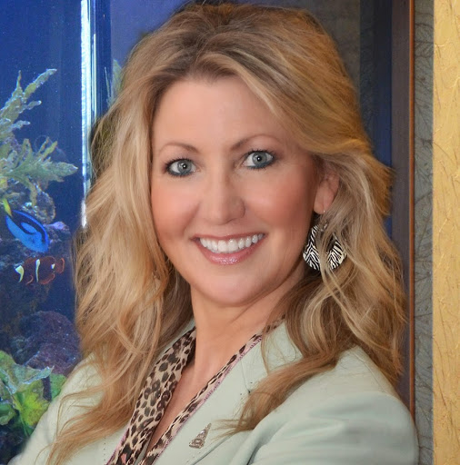 Lynne Brock Photo 3