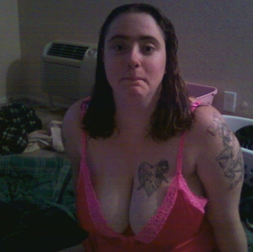 Shelly Martin Photo 10