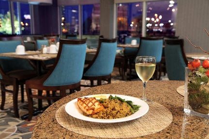 Beth Andrews Photo 31