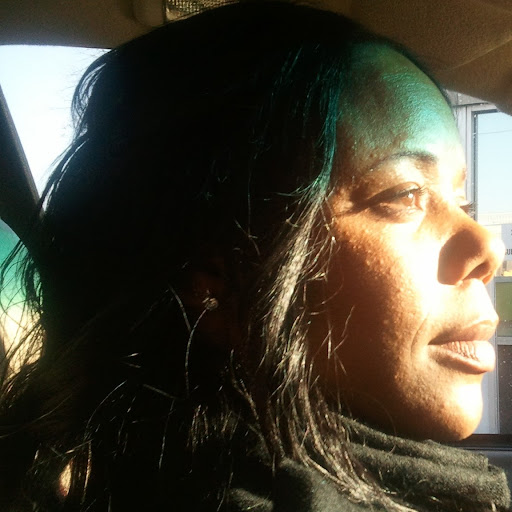 April Bentley Photo 11