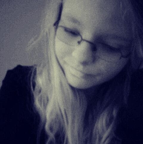 Michelle Jahn Photo 24