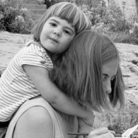 Sandra Riess Photo 3