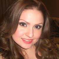 Reyna Ruiz Photo 34
