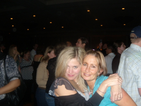 Angela Bailey Photo 37