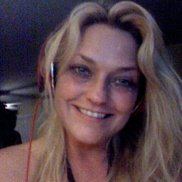 Lisa Schuler Photo 14