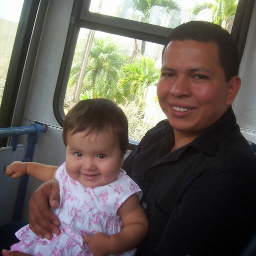 Oscar Villanueva Photo 19