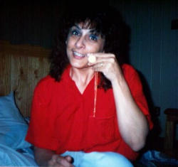 Julie Hill Photo 47
