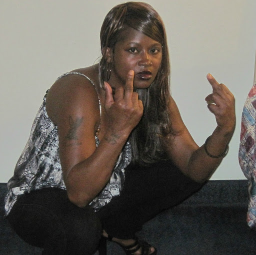 Evelyn Brown Photo 5