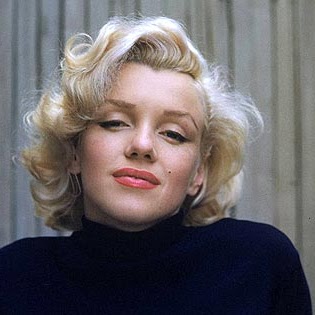 Julia Parris Photo 14