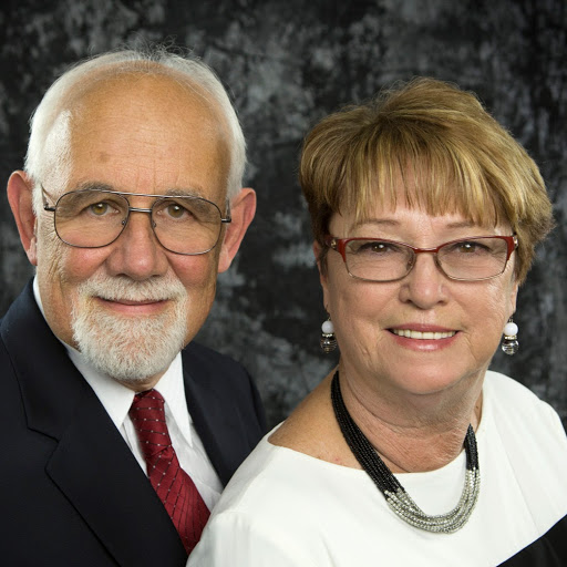 Linda Curran Photo 23