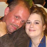 Kelly Bayer Photo 13