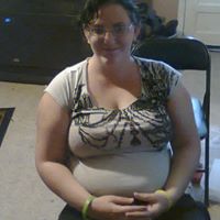 Leann Perry Photo 10