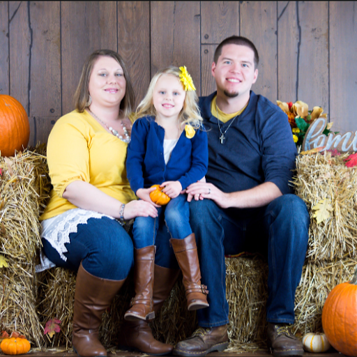 Natasha Holbert Photo 8