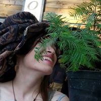 Kristen Field Photo 28