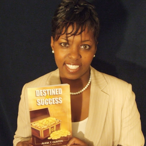 Alicia Clinton Photo 1