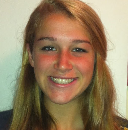 Julia Dwyer Photo 10