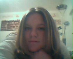 Sarah Woods Photo 22
