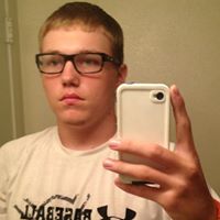 Cameron Roark Photo 9