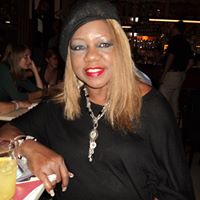 Cassandra Dickerson Photo 28