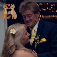 Holly Irwin Photo 15