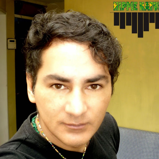 Antonio Zambrano Photo 30