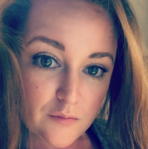 Sarah Shoemaker Photo 15