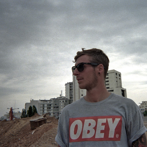 Dennis Fischer Photo 22