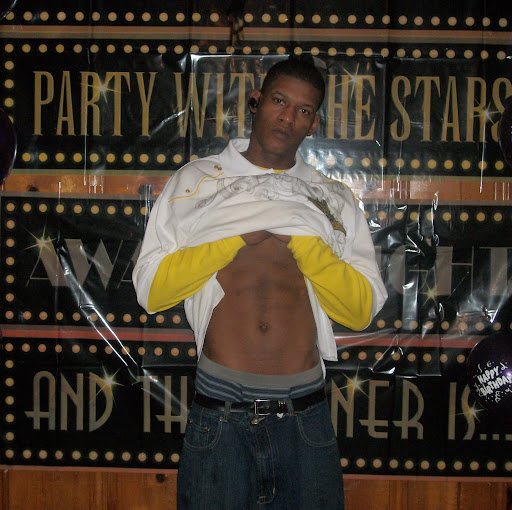 Reginald Richardson Photo 14