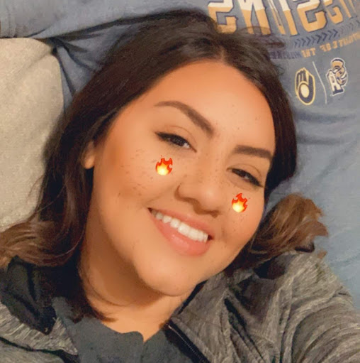 Megan Flores Photo 15