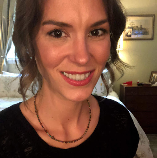 Emily Ward Photo 43