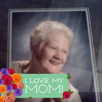 Elizabeth Smiley Photo 20