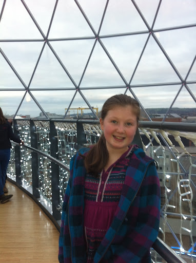 Caitlin Nicholl Photo 3