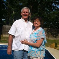 Debbie Roberson Photo 37