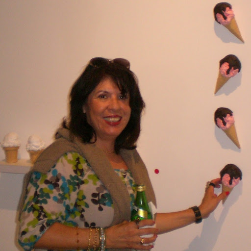 Ana Lara Photo 15