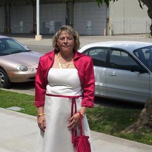 Martha Russell Photo 37