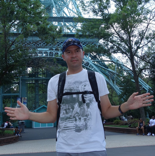 Benjamin Bowen Photo 37