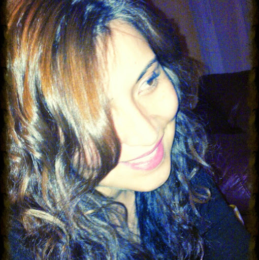 Karen Gallardo Photo 18