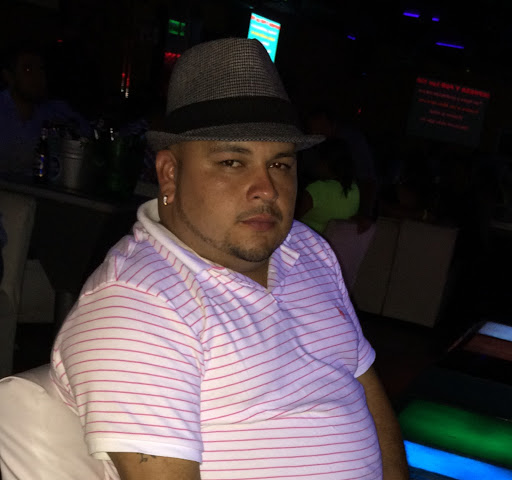 Nelson Reyes Photo 15