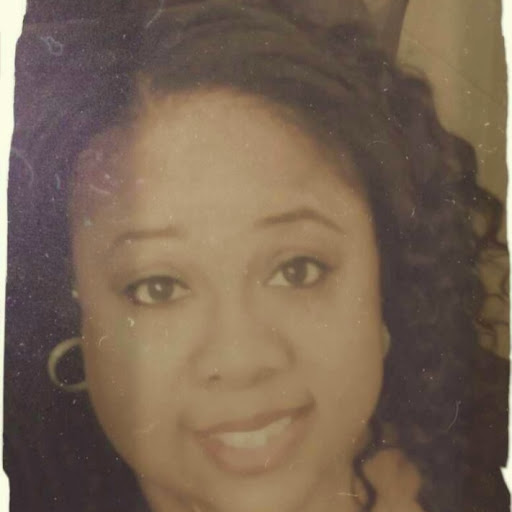 Michele Simmons Photo 37