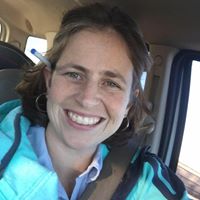 Angela Wolfe Photo 33