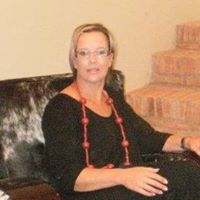 Adele Anderson Photo 21