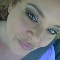 Julie Gates Photo 19
