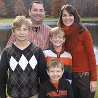 Julie Shrader Photo 14