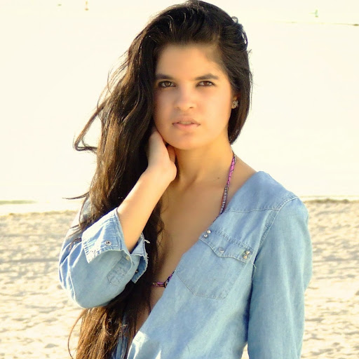 Stephanie Rodgers Photo 23