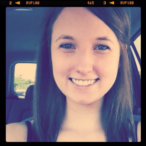 Emily Hunter Photo 6